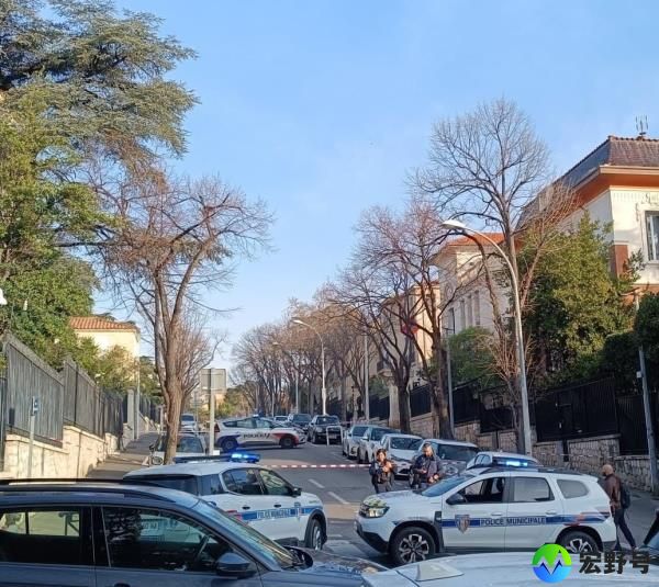 有人向俄罗斯驻马赛领事馆投掷燃烧弹，引发火灾