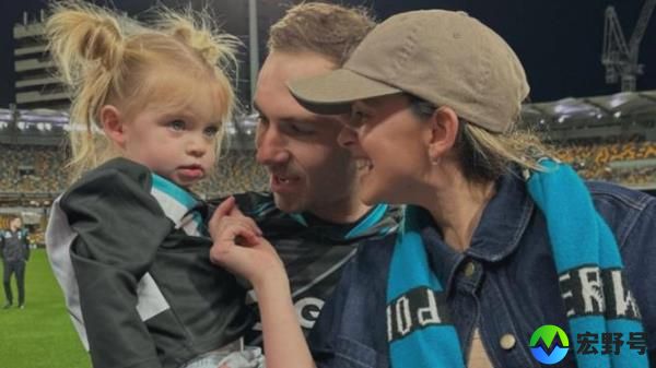Kellie Finlayson with Jeremy and Sophia.