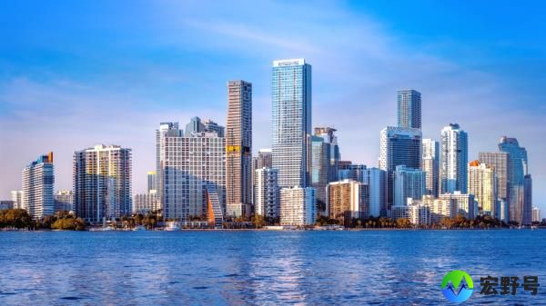 the skyline of miami, florida