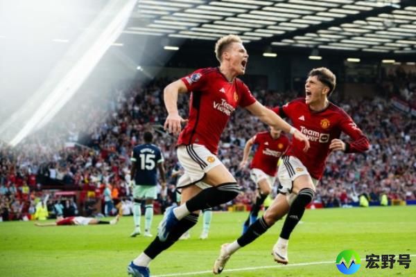 Scott McTominay scoring for Manchester United vs Brentford