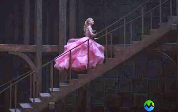Ariana Grande in a pink gown