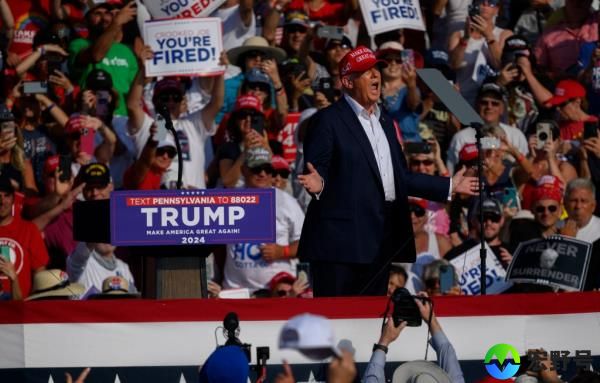Republican presidential candidate, former U.S. President Do<em></em>nald Trump speaks at a rally at Butler Farm Show Inc. on July 13, 2024 in Butler, Pennsylvania.