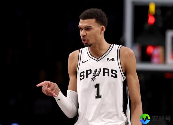 Victor Wembanyama #1 of the San Anto<em></em>nio Spurs reacts in the second half against the Brooklyn Nets.