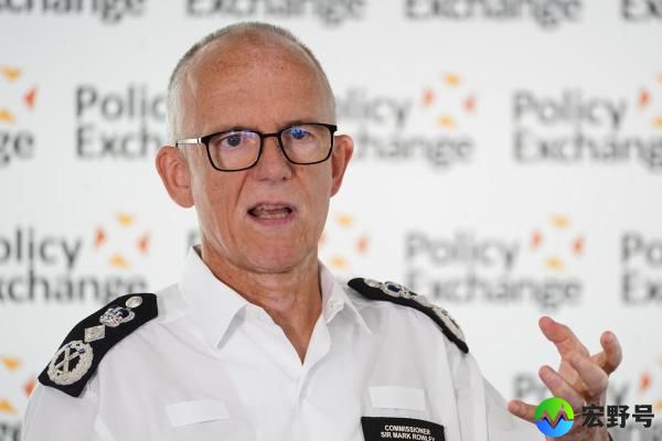 丑闻缠身的英国警察队伍面临“令人深感担忧”的人员短缺