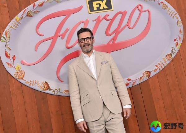Jon Hamm credits 