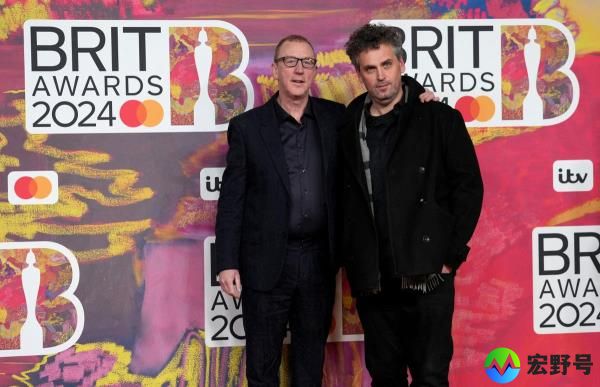 Blur鼓手Dave Rowntree在大选中被选为中苏塞克斯的工党候选人