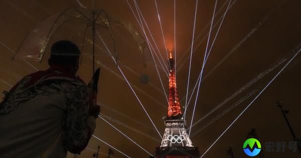 第一眼：巴黎奥运会开幕式的照片