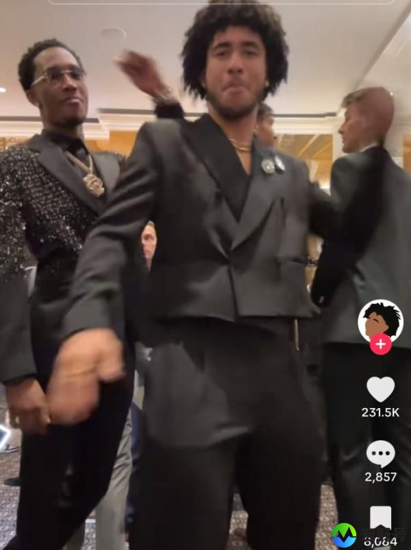 Jared McCain and Ron Holland do a TikTok dance together at the 2024 NBA Draft.
