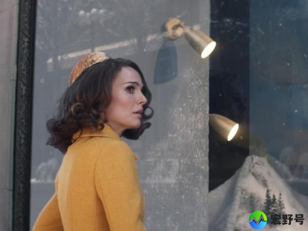 Natalie Portman stars in The Lady in the Lake.