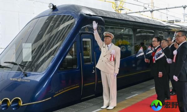 皇家快车开始了穿越濑户内海的豪华旅程