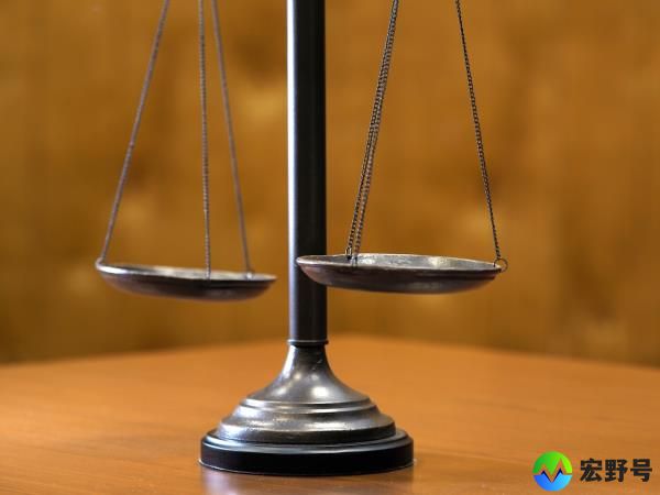 联邦起诉书称，胡佛按摩师没有缴纳240万美元的税款