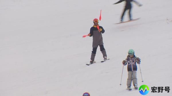 温暖的冬天意味着山区度假胜地的降雪减少