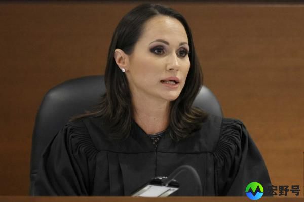 委员会：佛罗里达州法官在帕克兰校园枪击案审判中的行为应该受到谴责